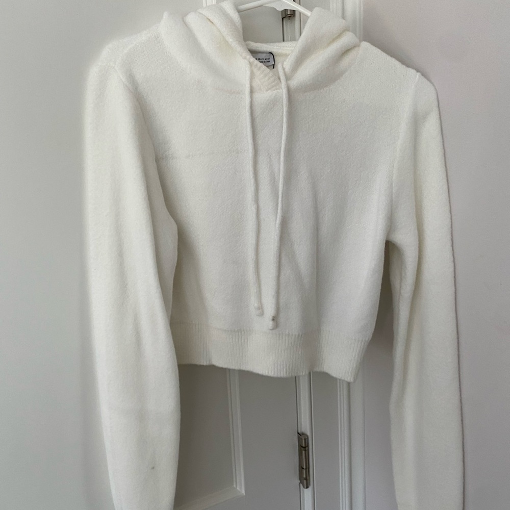Womens zara white fuzzy hoodie